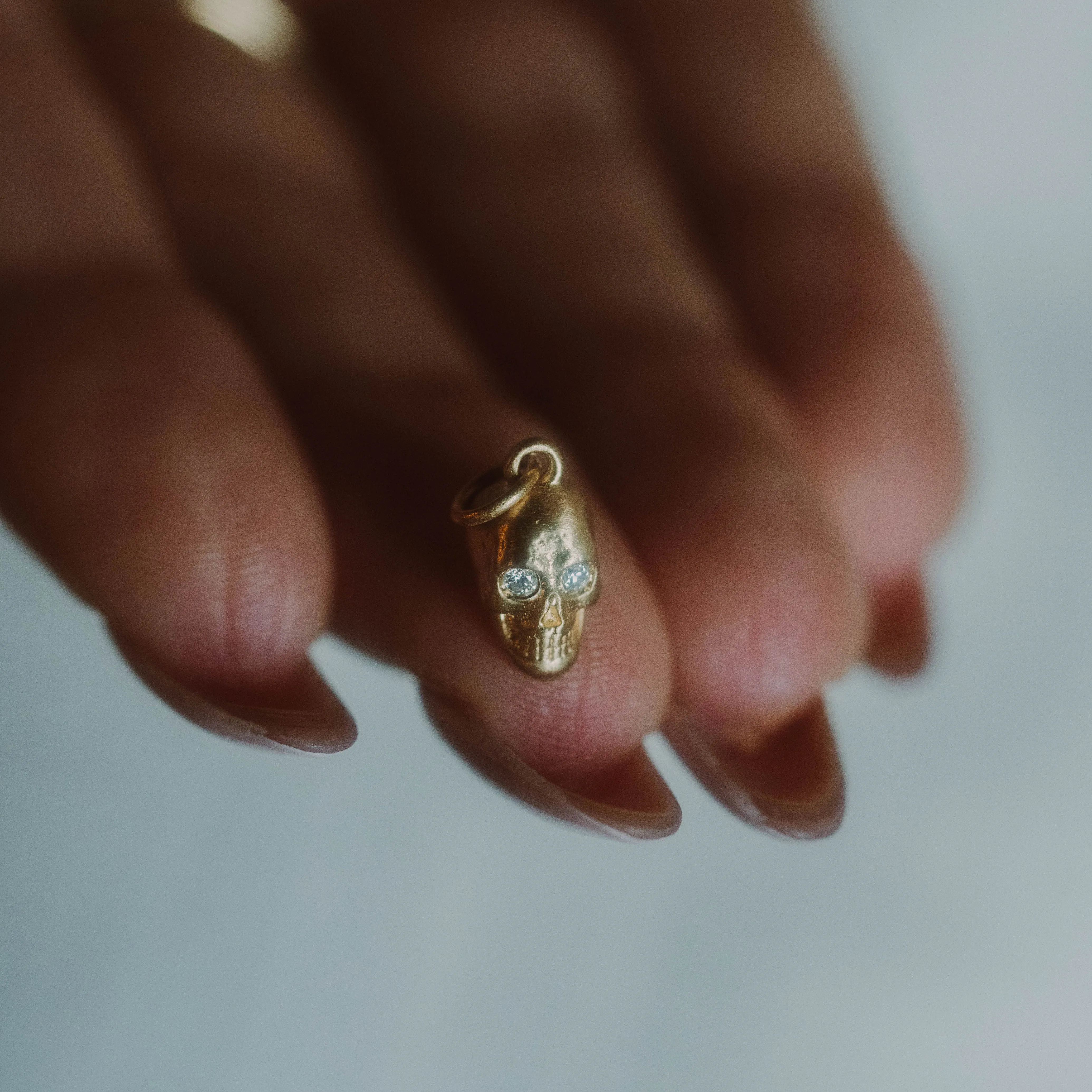 14k Remember to Live Skull Charm