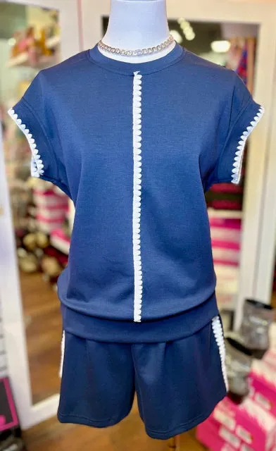 Aapparella Rick Rack Trim Short