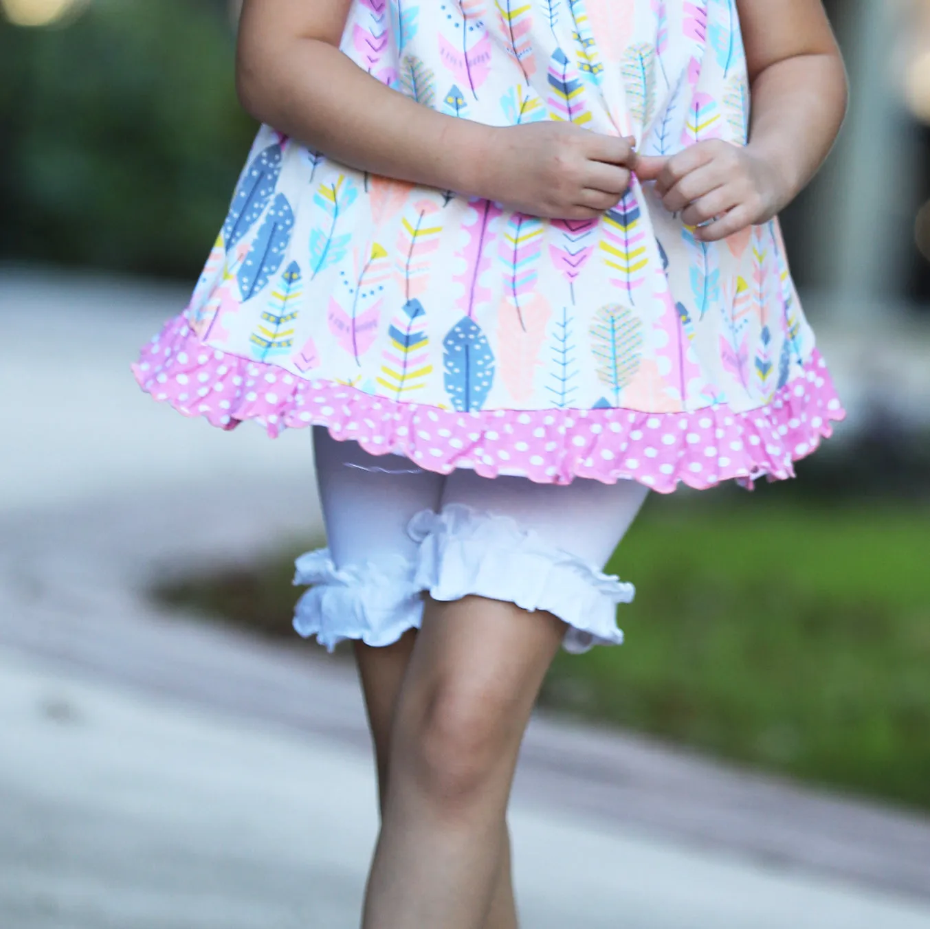 AnnLoren Girls White Knit Ruffle Shorts 4/5T-7/8