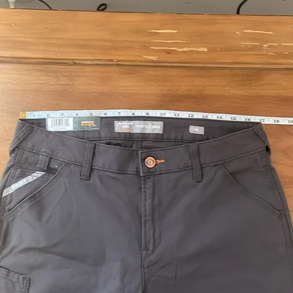 Ariat NWT Rebar Perfect Rise Stretch Shorts Size 30