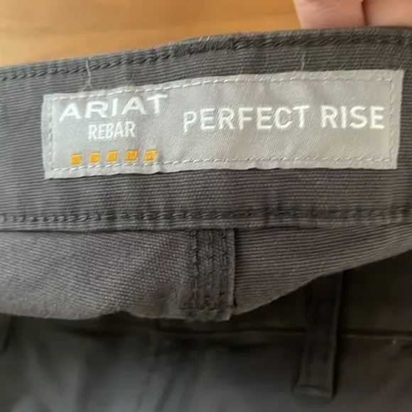 Ariat NWT Rebar Perfect Rise Stretch Shorts Size 30