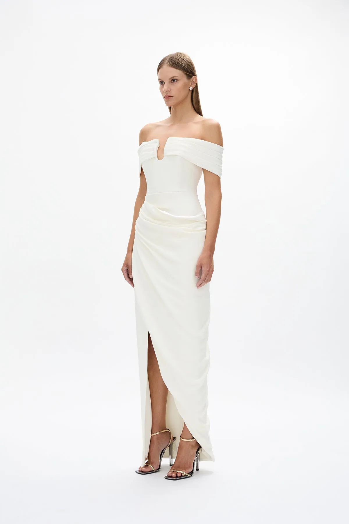 AVEN GOWN