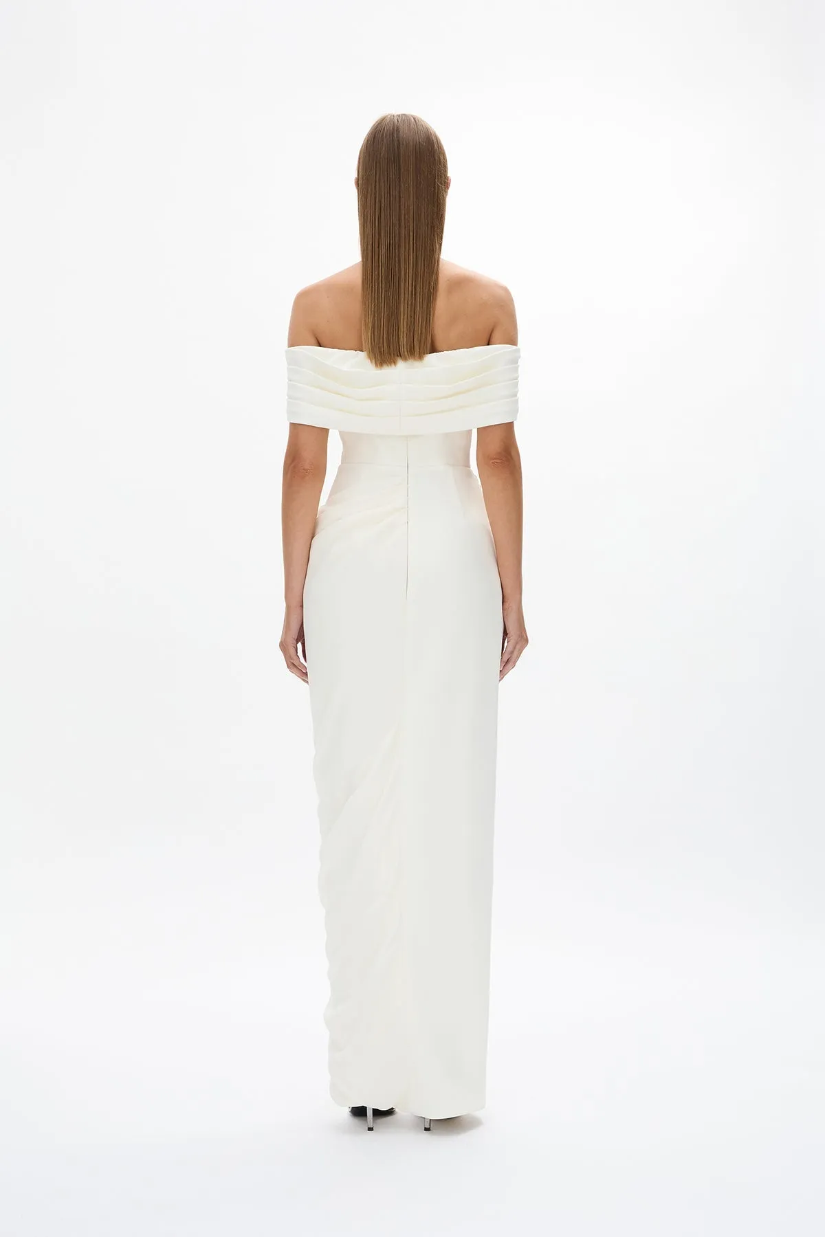 AVEN GOWN