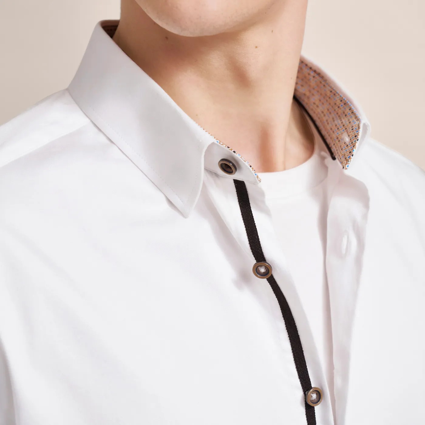 Bugatti L/S Shirt w/Brown Buttons