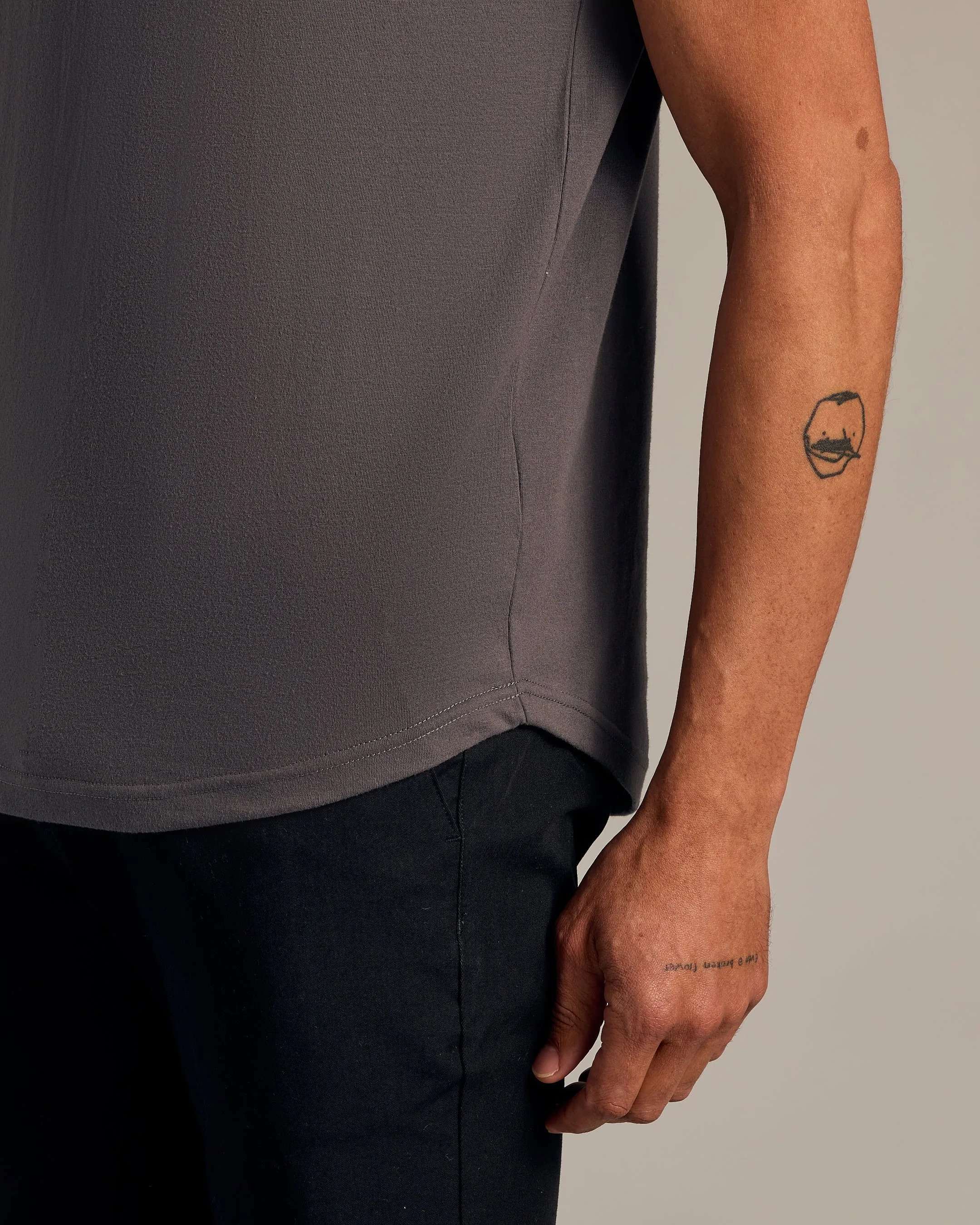 Carbon Short Sleeve Curved Hem Crew