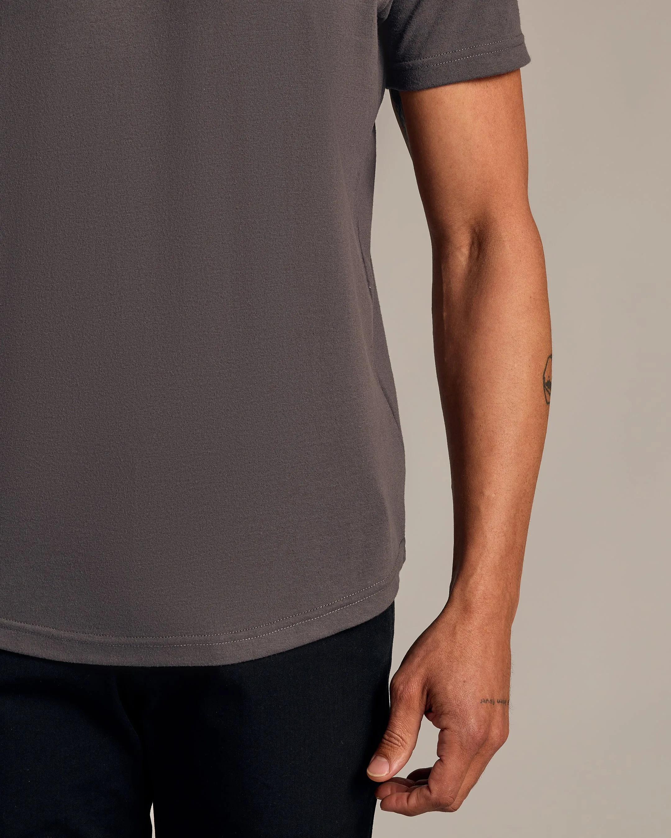 Carbon Short Sleeve Curved Hem Crew
