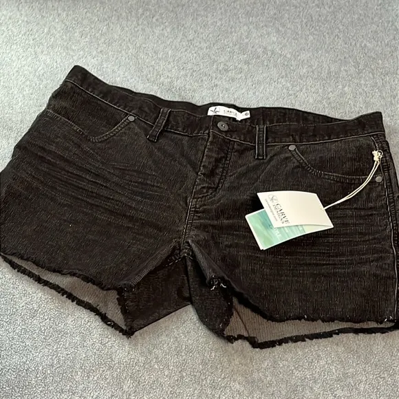 Carve Designs Oahu Shorts Size 12 Corduroy Stretch Coastal Comfort Sustainable