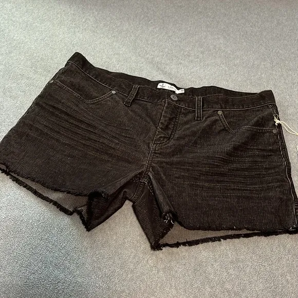 Carve Designs Oahu Shorts Size 12 Corduroy Stretch Coastal Comfort Sustainable