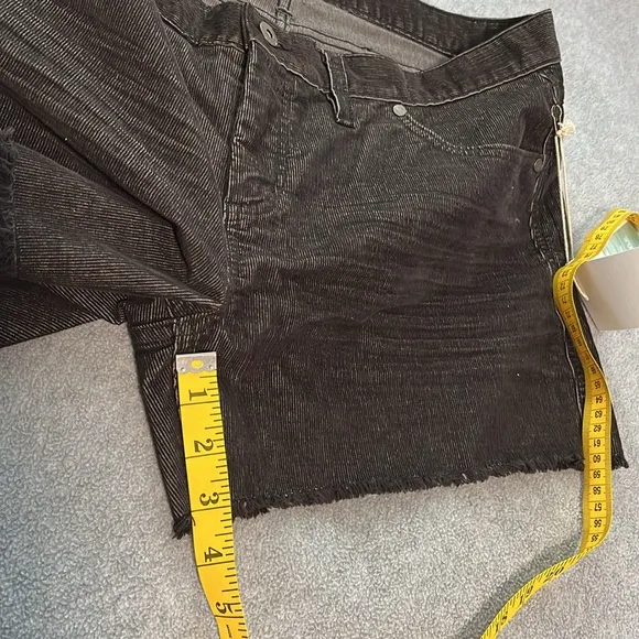 Carve Designs Oahu Shorts Size 12 Corduroy Stretch Coastal Comfort Sustainable