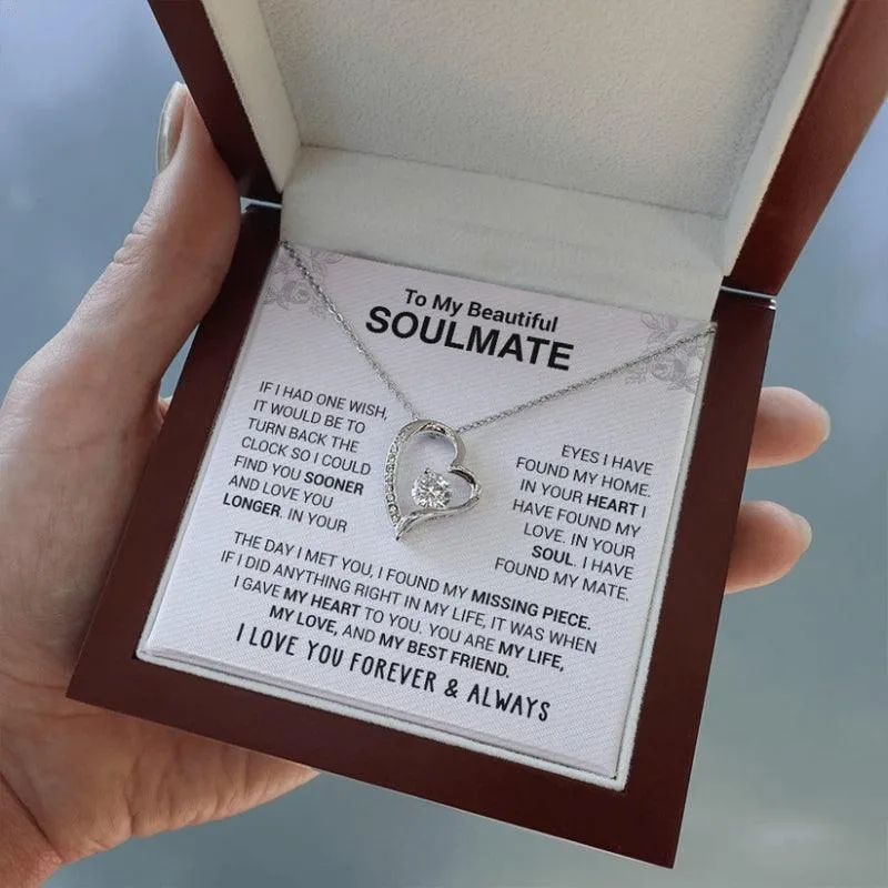 Cubic Zirconia Pendant Necklace – Elegant Gift Box