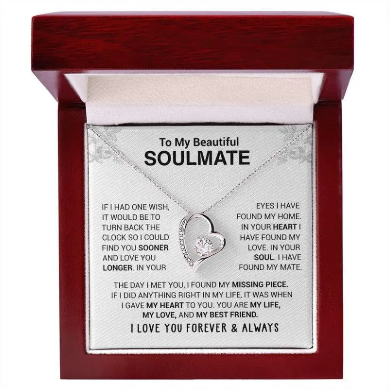 Cubic Zirconia Pendant Necklace – Elegant Gift Box