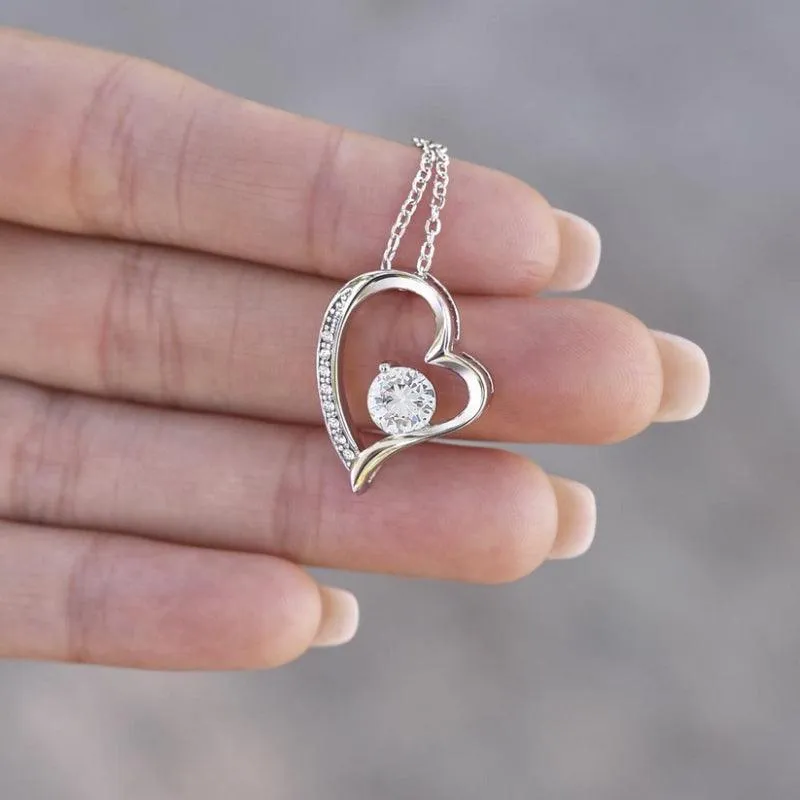 Cubic Zirconia Pendant Necklace – Elegant Gift Box
