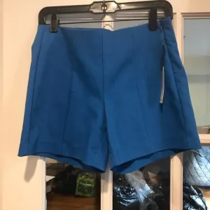 Ecru shorts