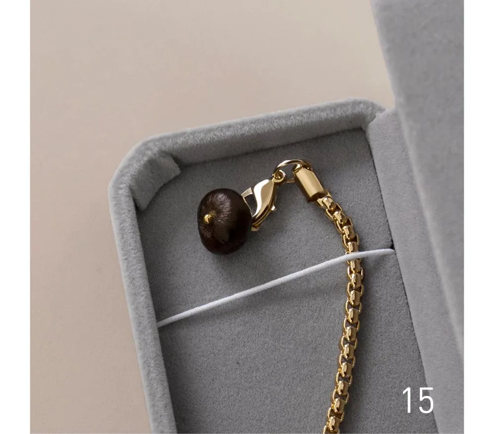 Elegant Brooch Chain