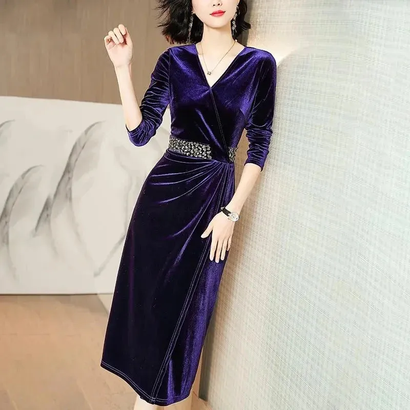 Elegant Gold Velvet Midi Dresses