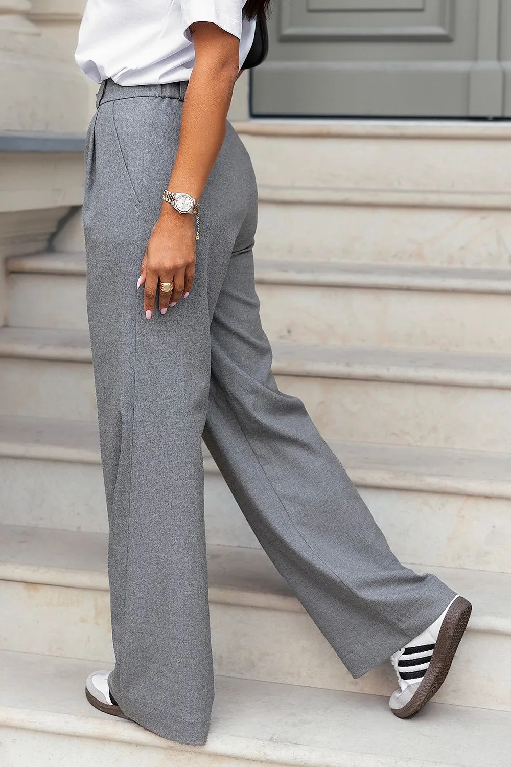 Elegant High-Rise Tapered Trousers