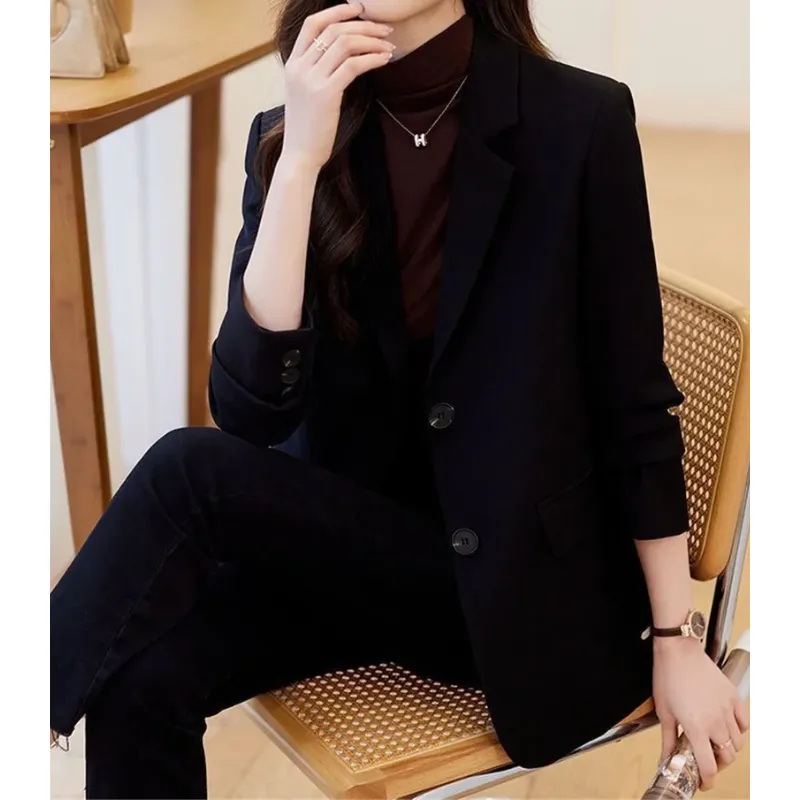 Elegant ladies' blazer with double-button fastening - Casual wear for everyday comfort - Comfortable and versatile
