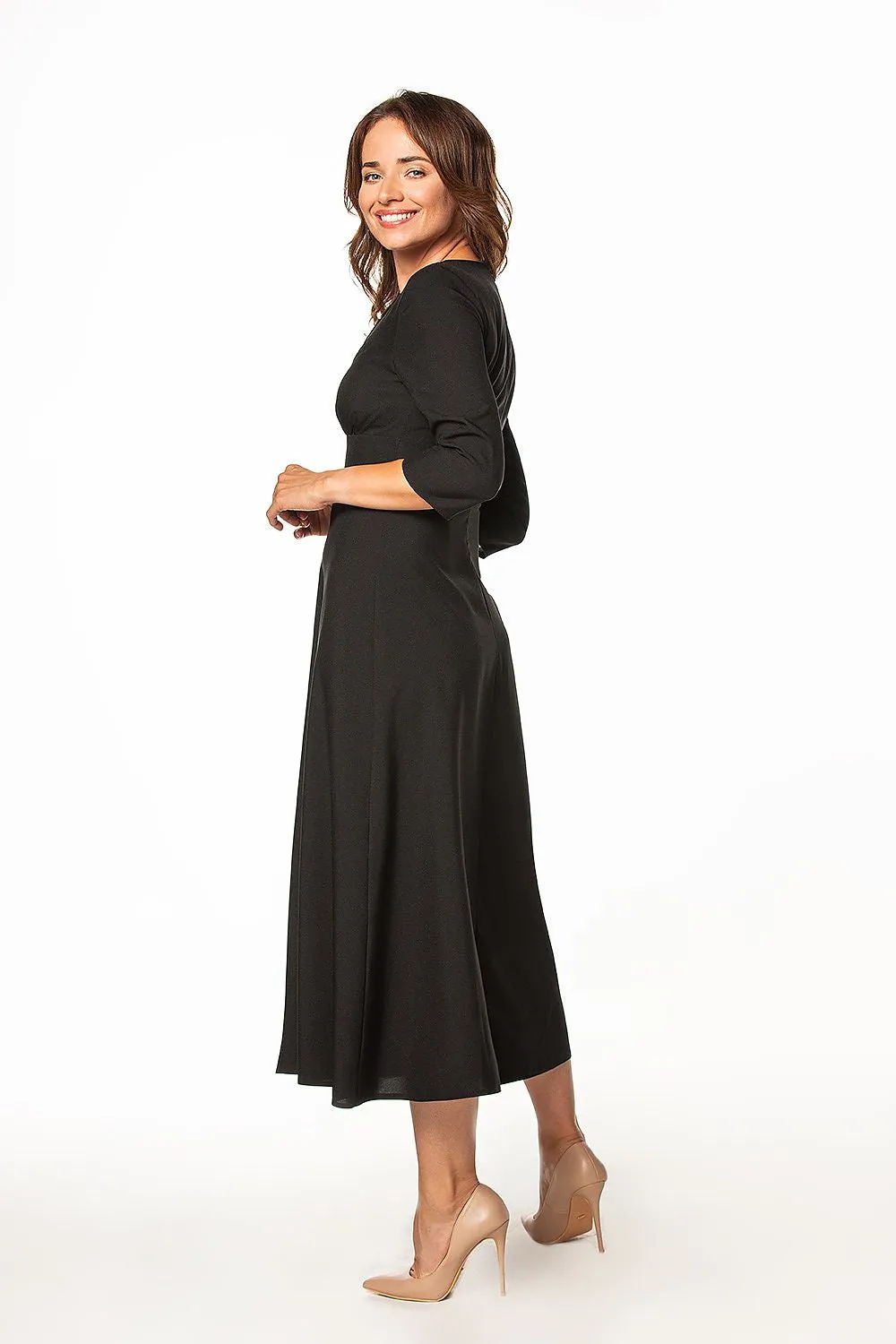 Elegant Pleated Maxi Dress