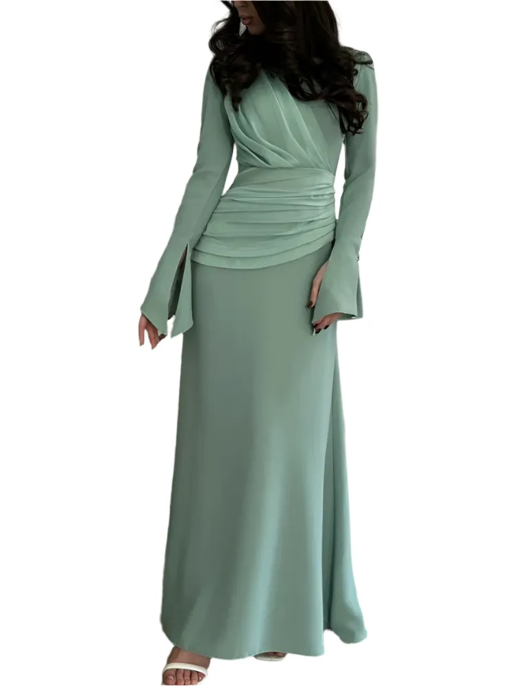 Elena – Slim Pleated Dress with Timeless Elegance for Women