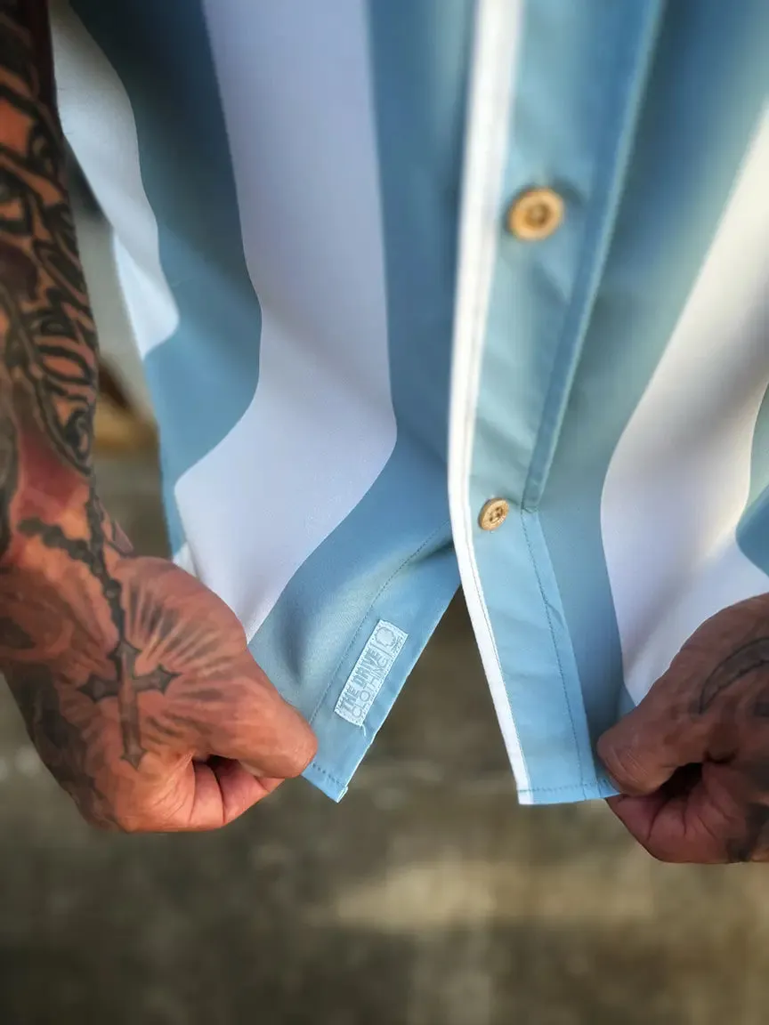 ESSENTIAL BEACH VIBES BUTTON UP