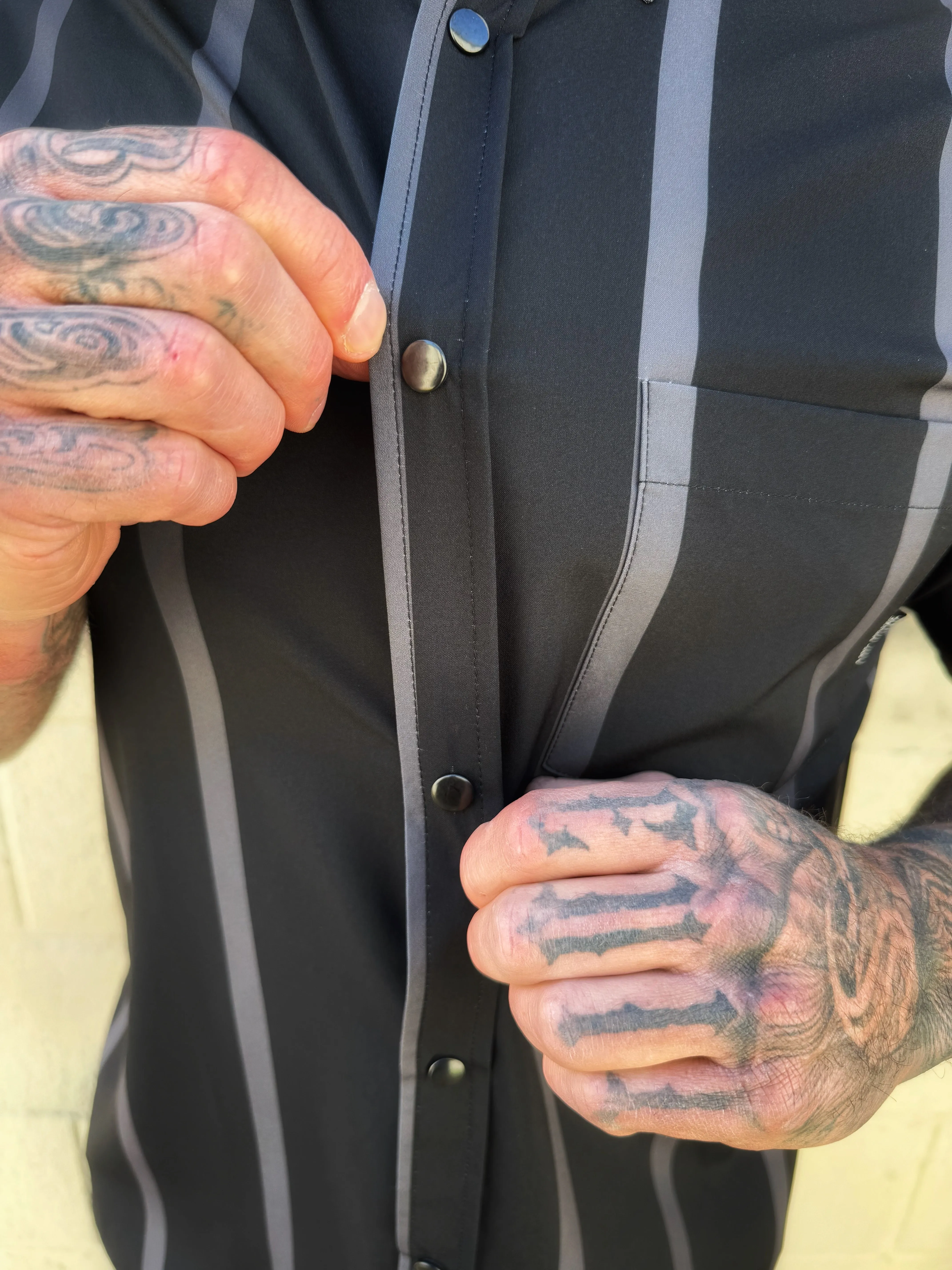 ESSENTIAL GREY PIN STRIPPED SNAP BUTTON UP