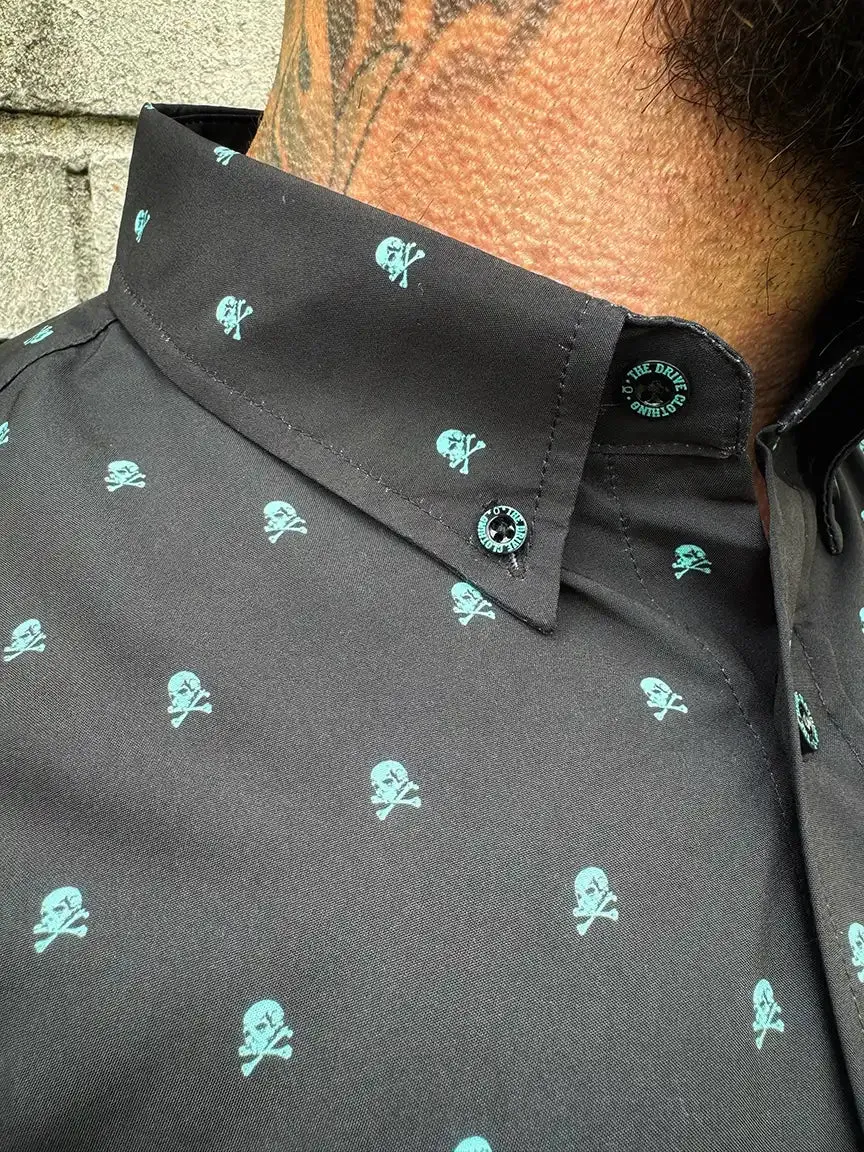 ESSENTIAL INFINITY TURQUOISE SKULL BUTTON UP