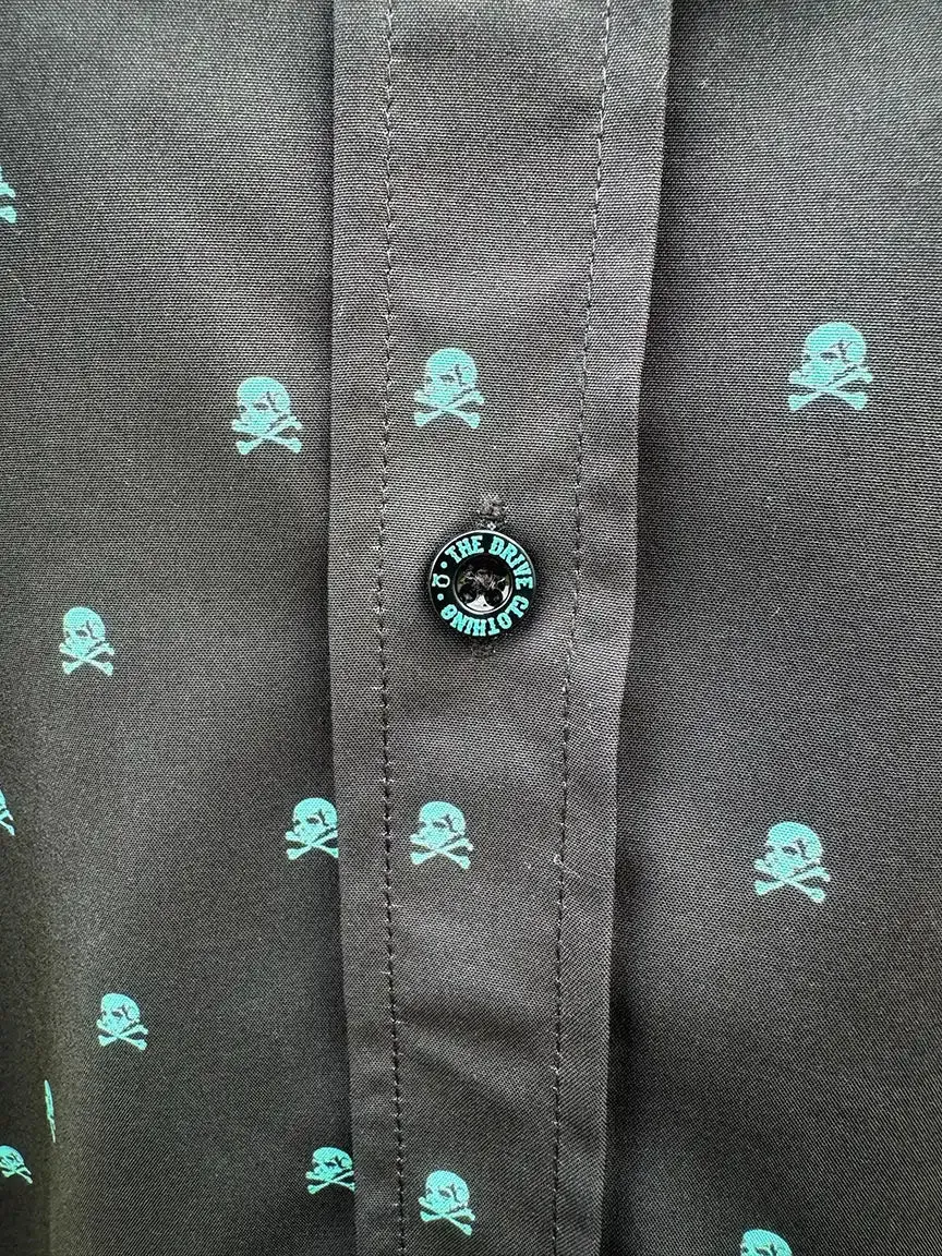 ESSENTIAL INFINITY TURQUOISE SKULL BUTTON UP