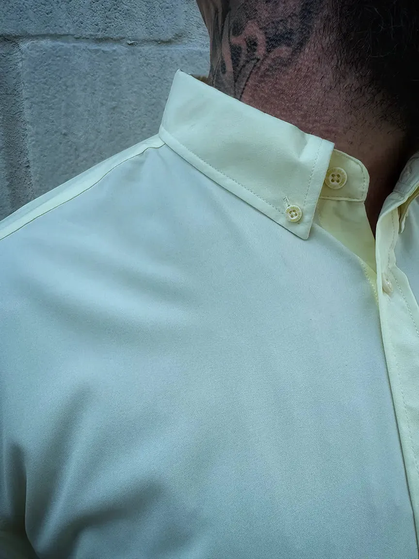 ESSENTIAL LEMON DROP BUTTON UP