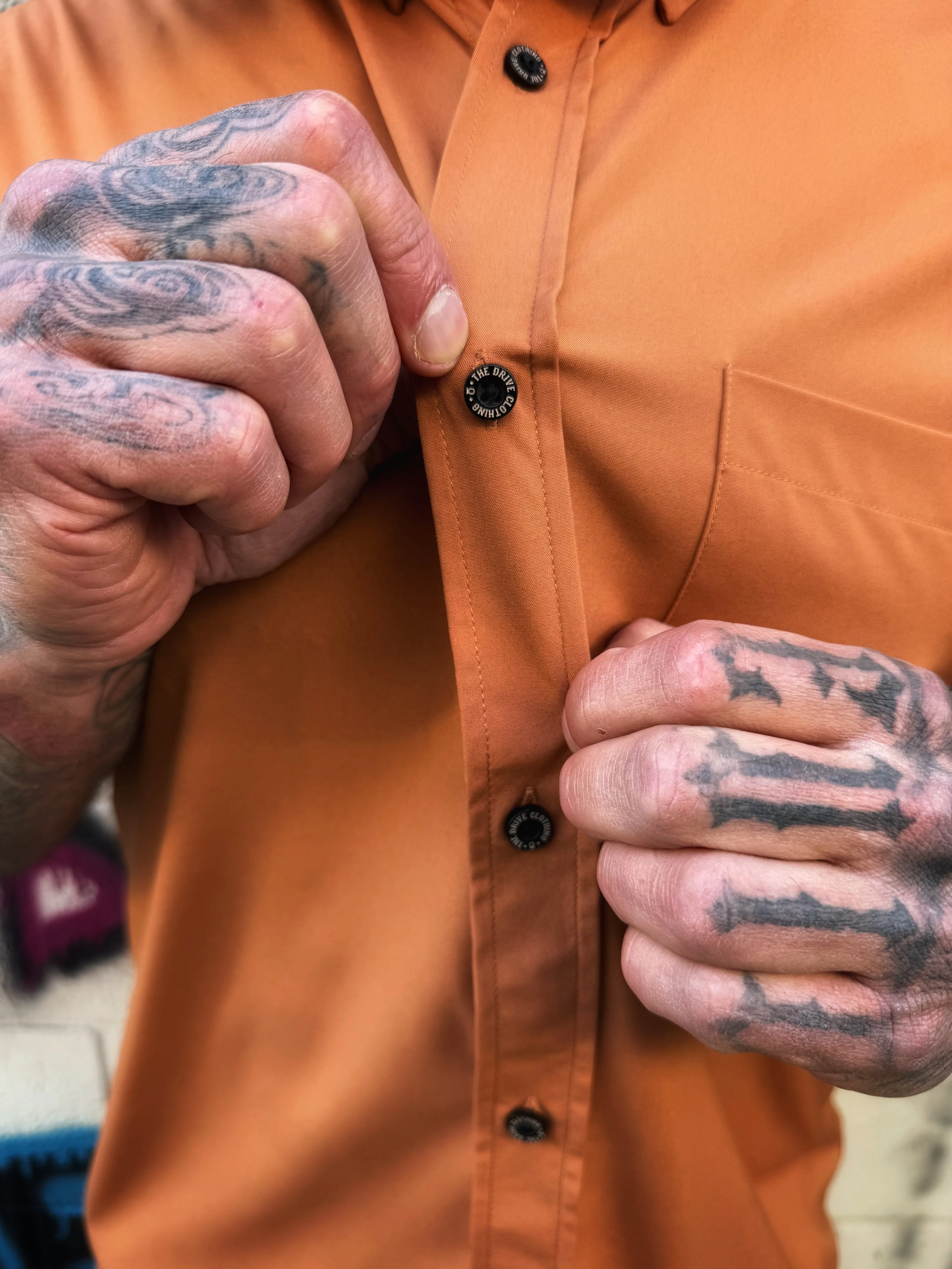 ESSENTIAL ORANGE SPICE BUTTON UP