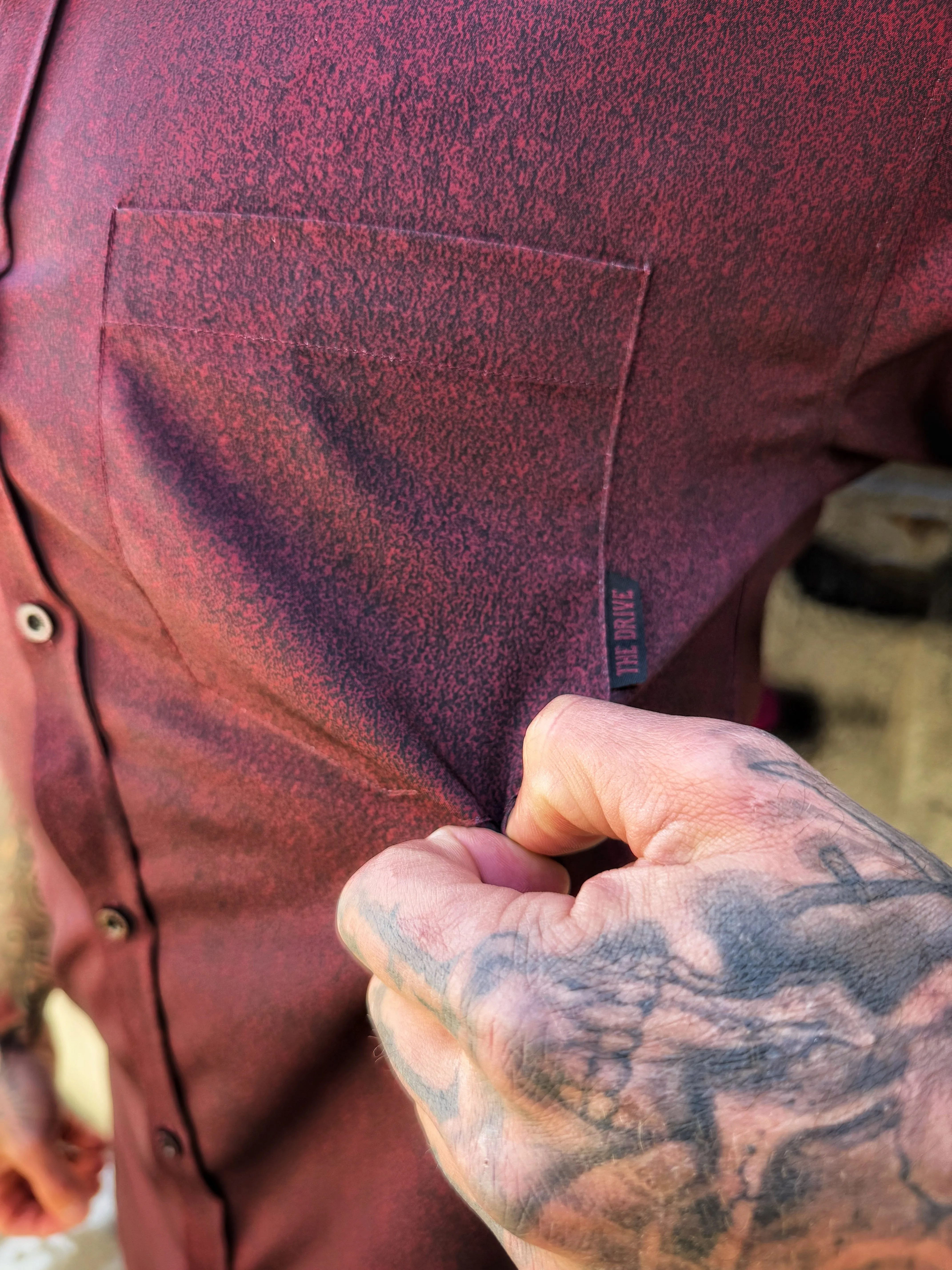 ESSENTIAL RUSTIC RED BUTTON UP