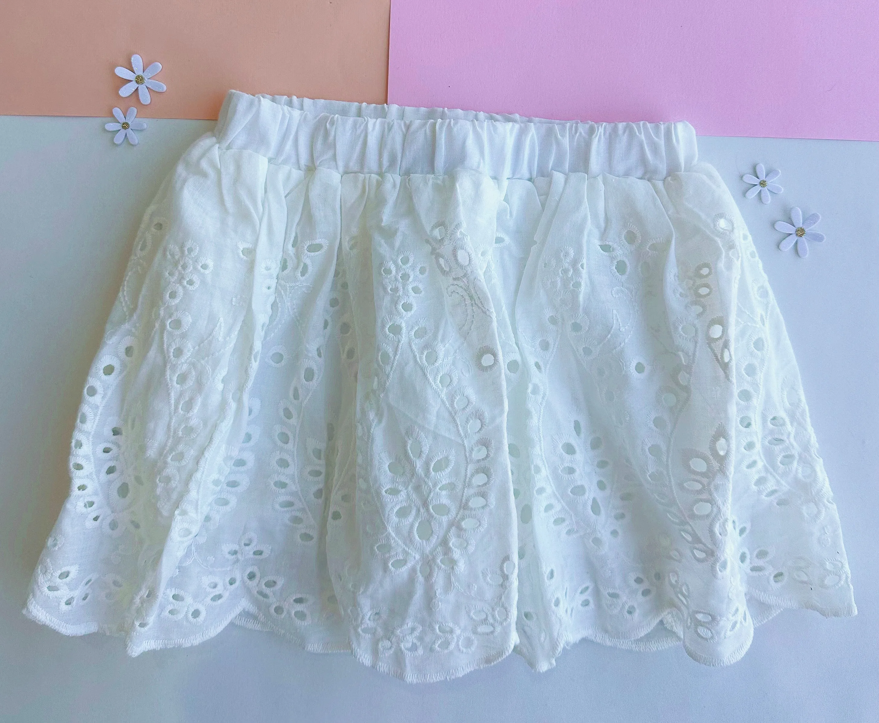 eyelet skort - white