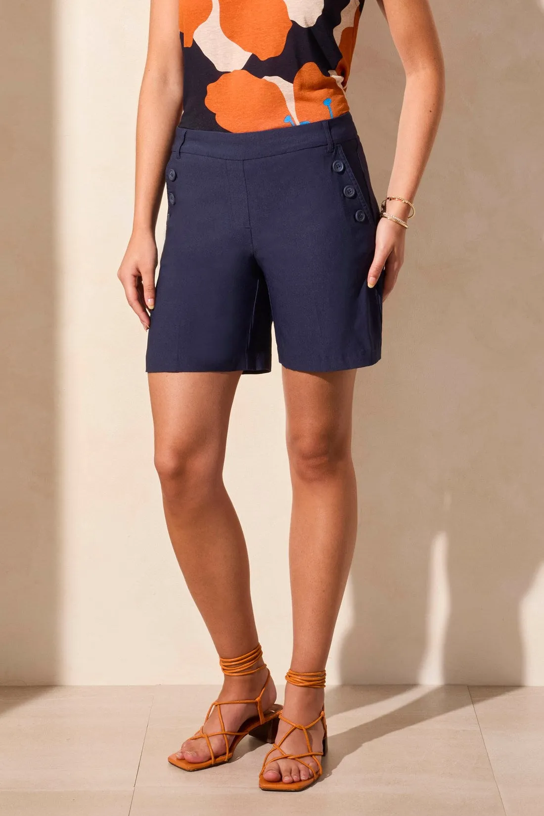 Flatten It Pull on Shorts