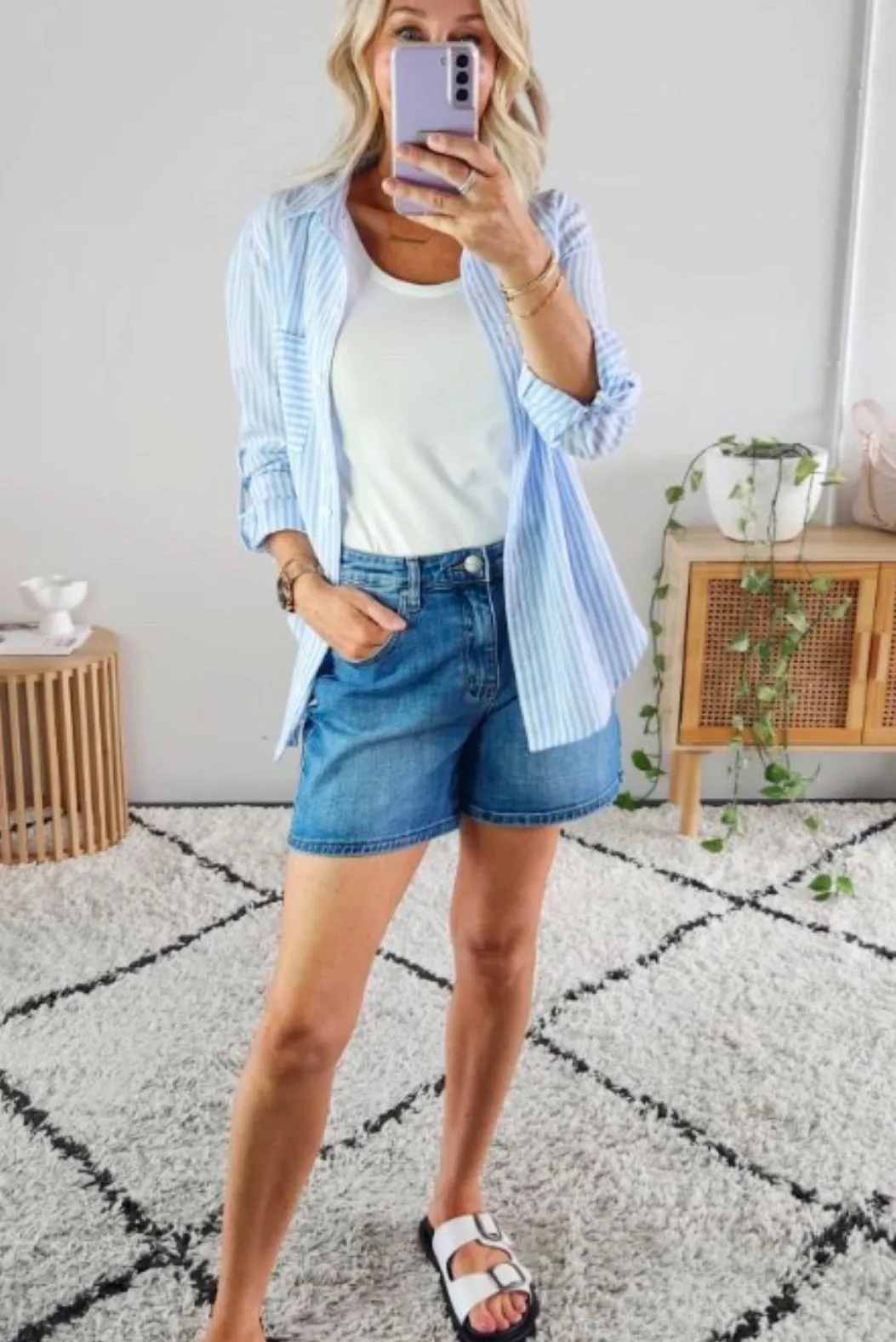 Fraser Stretch Denim Shorts - Light Wash