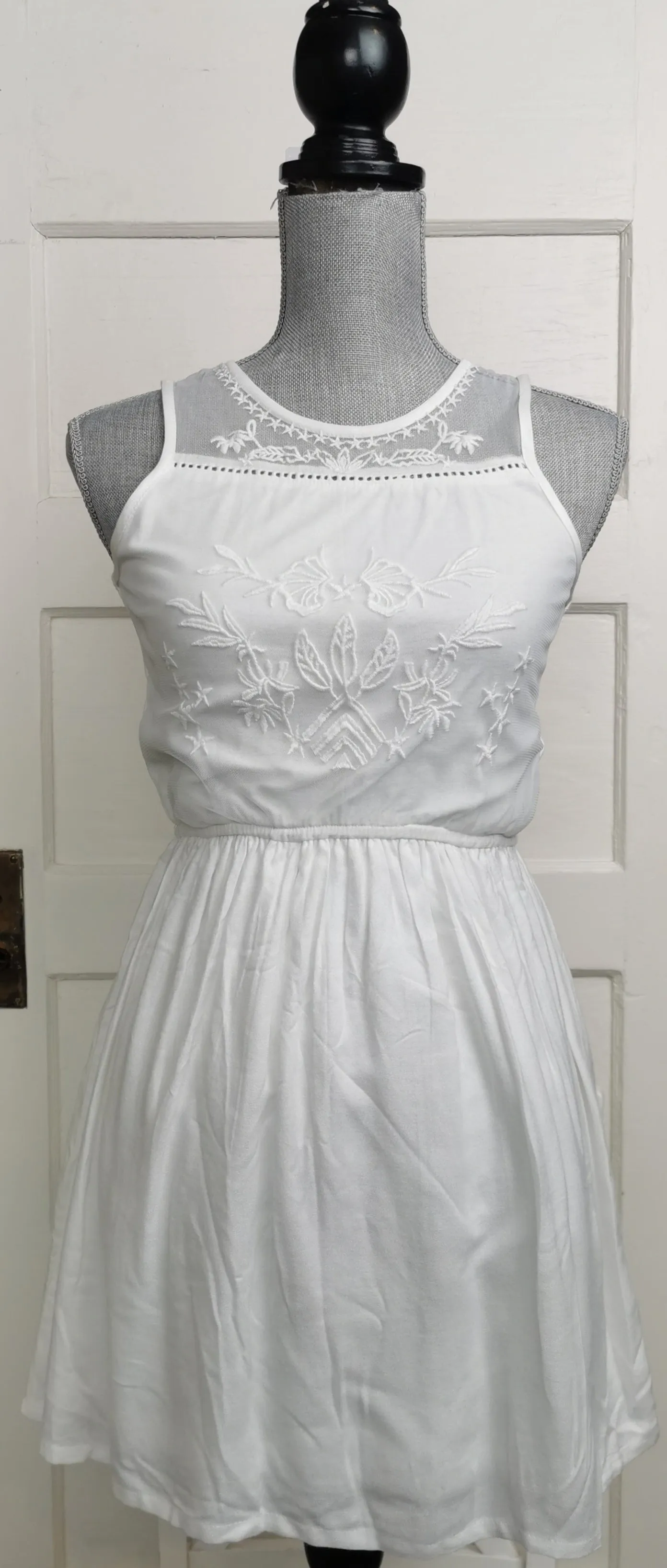 GIRL SIZE XL (14/16 YEARS) or WOMEN'S SIZE XS/SMALL - DEX, BOHO Style Lace Summer Dress NWT B37