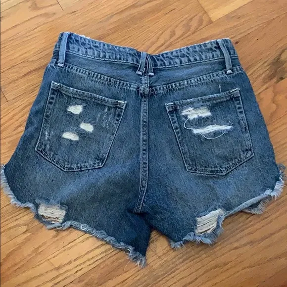 Good American shorts