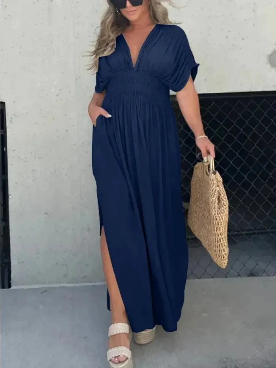 Isabella – Elegant Maxi Dress for Women