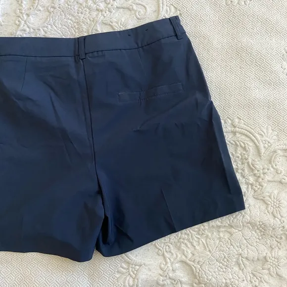J. Lindeberg Gwen Golf Shorts Navy   White Athletic Shorts