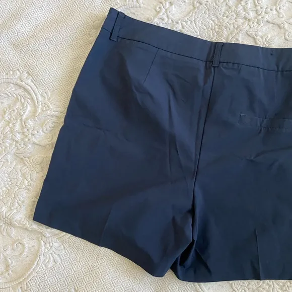J. Lindeberg Gwen Golf Shorts Navy   White Athletic Shorts