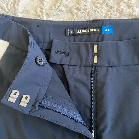 J. Lindeberg Gwen Golf Shorts Navy   White Athletic Shorts
