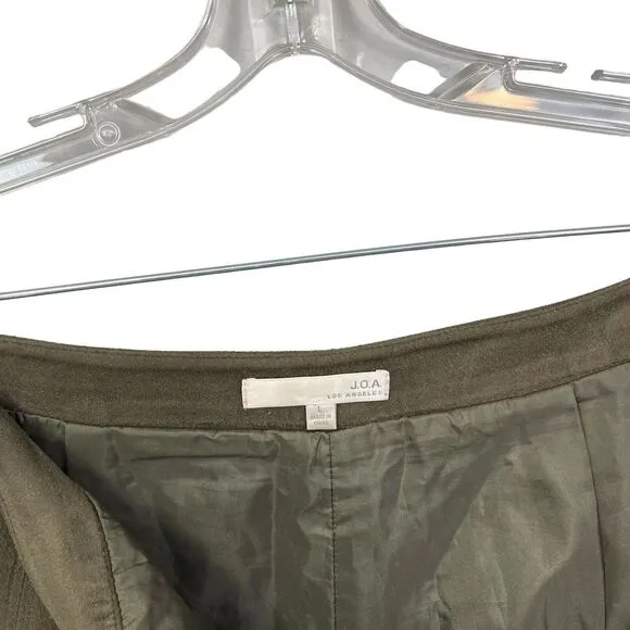 J.O.A. Los Angeles Women Shorts Vegan Suede Stretch Flared Hem Lined Zip Green L
