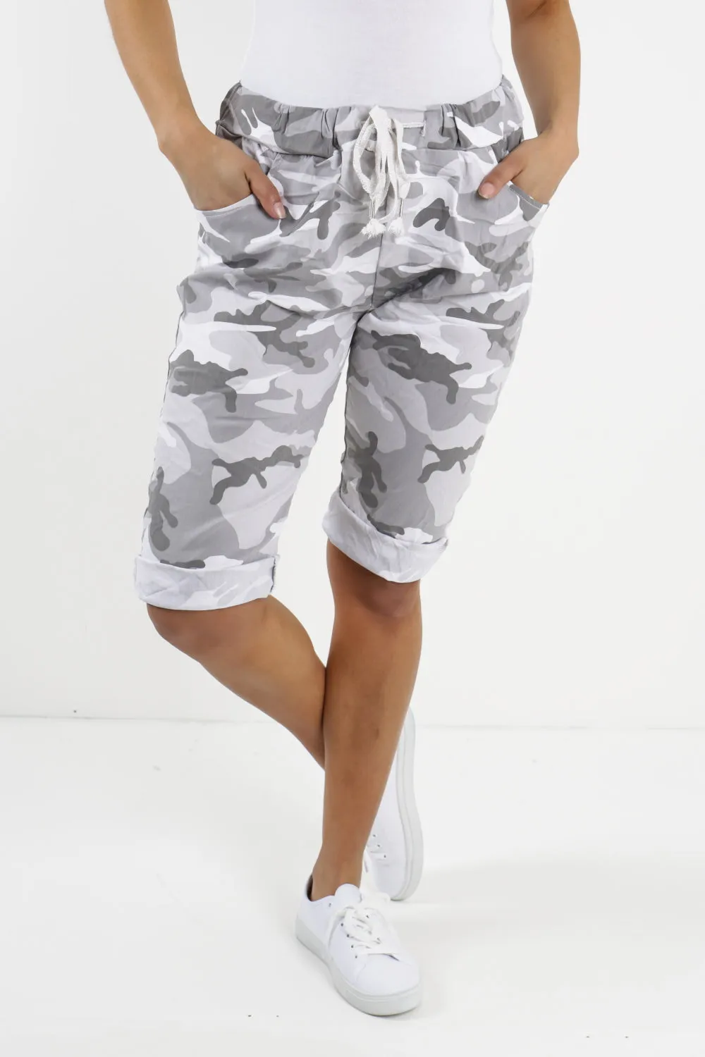 Ladies Italian Stretch Shorts Women's camouflage Plain Magic Comfy Lagenlook Hot Pants 8-22
