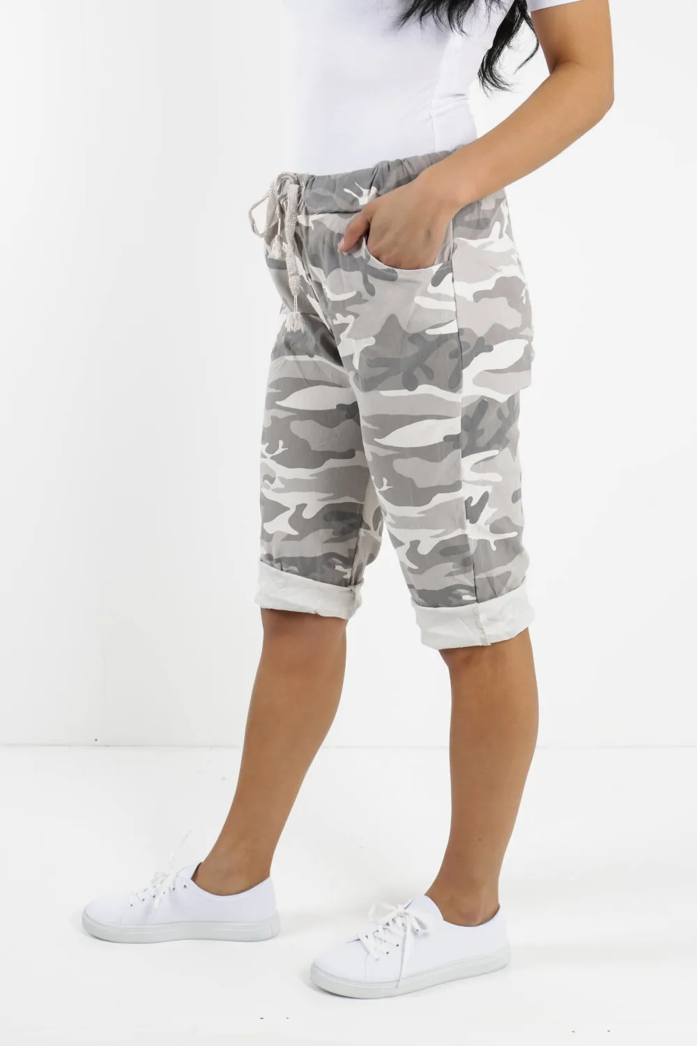 Ladies Italian Stretch Shorts Women's camouflage Plain Magic Comfy Lagenlook Hot Pants 8-22