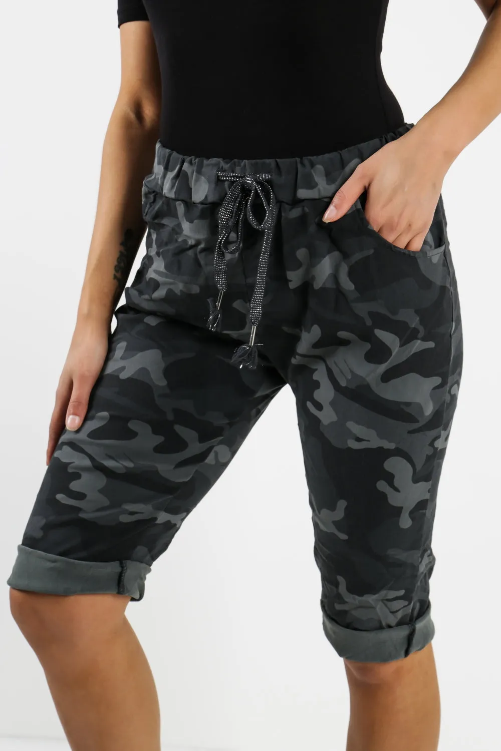 Ladies Italian Stretch Shorts Women's camouflage Plain Magic Comfy Lagenlook Hot Pants 8-22