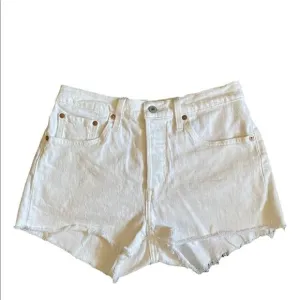 Levi’s 501 mid rise white jean shorts size 28