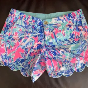 Lily Pulitzer Buttercup Stretch shorts