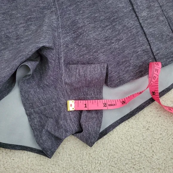 Lululemon &amp;go Endeavor Shorts in Heathered Gray sz4