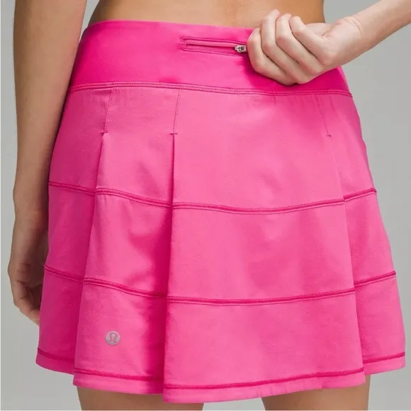 Lululemon Pace Rival pink mid-rise skirt, size 10