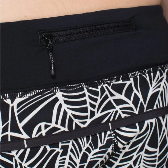 Lululemon Run Speed Short *2-way Stretch Pretty Palm Black Angel Wing/Black 6