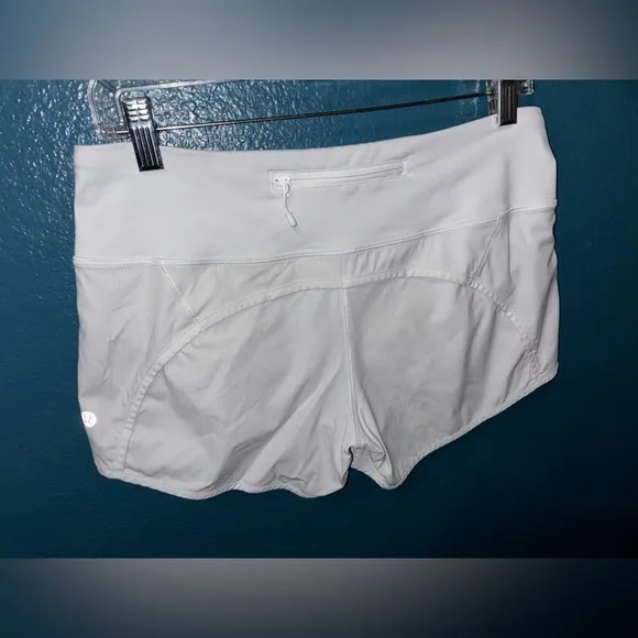 Lululemon Speed Size 6 White Shorts DESIGNED FOR RUN 2.5” inseam