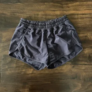 Lululemon Tracker Short IV 4-Way Stretch 4&quot; Purple Size 4 W7FD7S